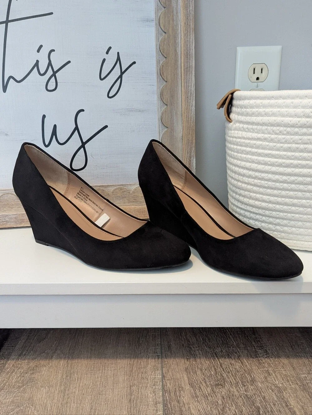 Target Black Suede Wedge Pumps Heels Size 8.5